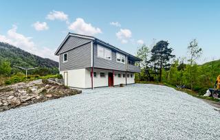 Beautiful Home In Kvammen With House A Panoramic View - 2
