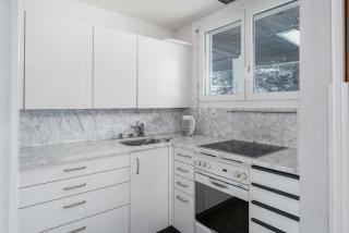 Spacious Lake and Mountain View Villa - 15 min to Interlaken - 5
