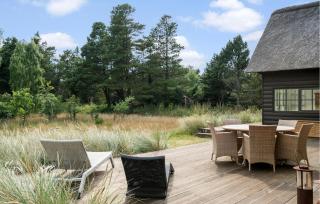 4 Bedroom Stunning Home In Blåvand - 2