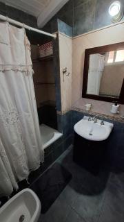 Dpto planta alta zona ideal - 1