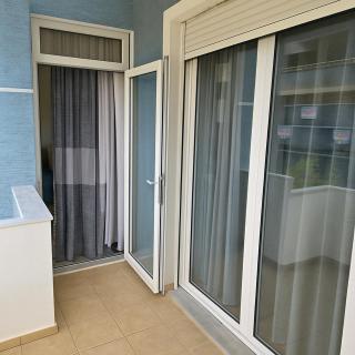 1 min from the sea - Bright Apartment with Balcony - 8