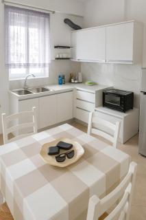 1 min from the sea - Bright Apartment with Balcony - 6