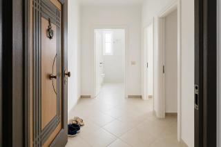 1 min from the sea - Bright Apartment with Balcony - 3