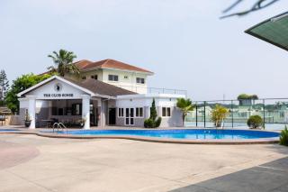 Spacious 4 Bedroom Polo Court Apartment in Airport - 7