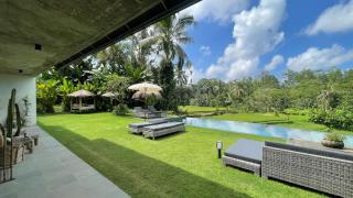 Villa de lujo con piscina infinita y vistas a arrozales - 0