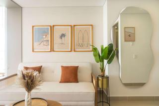 Elegant Beachview 1BR with Balcony in Crespo - 3