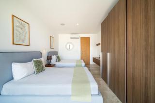 2 Bedroom Condo with Pool - The Shore Sasha II - 407 - 4