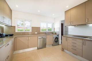 Villa Branca - Praia dos Salgados - Guia - 1