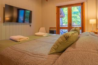 Cabaña Amancay, comodidad y tranquilidad a pasos del centro - Ayres del Bosque Alojamientos - 3