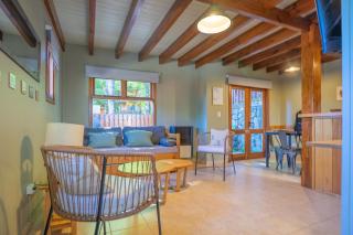 Cabaña Amancay, comodidad y tranquilidad a pasos del centro - Ayres del Bosque Alojamientos - 6