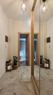 Modern Thissio Studio - Near Acropolis - Quiet - 1