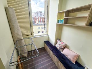 Luxury 1BR Central Apartment - 5