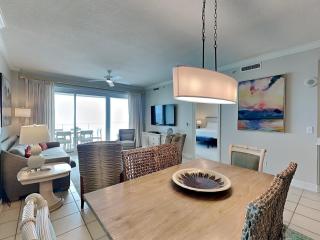 Regency Isle #609 - 3
