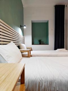 Cosyroom 3 - Pieta - 9