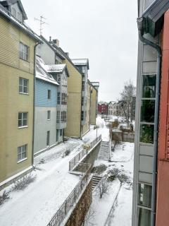 Stylish 1BR Kalaranna, Walk to Old Town, Port, Cafés - 5