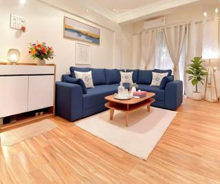 1BHK Balcony Retreat - Gulmohar Road, Juhu Mumbai - 0