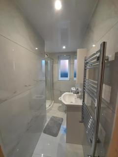 Discounts for Weekly and Monthly Stays-5BR-3Baths-Contractors - 2