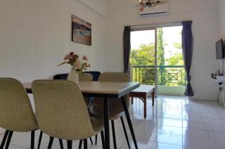 Kota Kinabalu City Centre Api Api Apartment 1 BEDROOM 4-5PAX Family Room with Balcony - 9