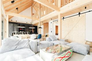 Premium Ferienhaus für bis zu 14 Personen - mit beheiztem Pool, Sauna, HotTub, Privatkino und Naschgarten - Das Farmhaus - 1