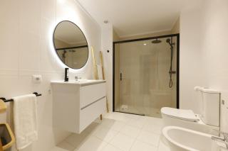 Bravissimo Plaça de la Independència, Morning Sun - 5