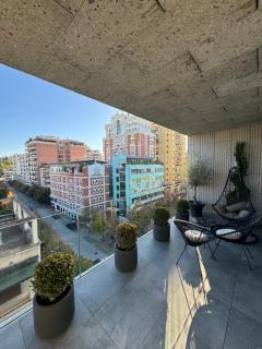 The Metropolitan Suites - 8