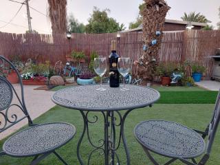 אצלנו בחצר - צימר למשפחות ולזוגות בדרום ים המלח - 7