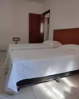 Casa Espaçosa piscina e churrasqueira área Central - 8