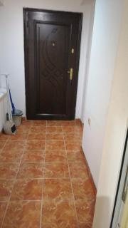 Апартамент 27 юли 1 - 9