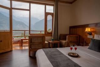 THE LANDSBY COTTAGES - 8