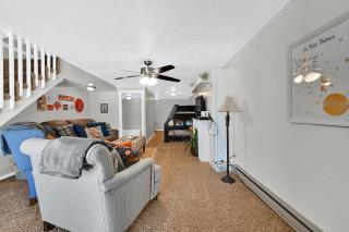 Eden Valley Condo Mountain Views Hot Tub & Family Fun - 1