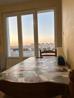 Studio équipé avec balcon - Évreux - 4