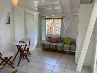 Bungalow avec Jacuzzi près de Grand-Bourg - 39 m² - Les Basses - 7