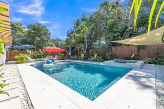 Blue Lizard - Men Only Clothing Optional - Guesthouse & Spa - 3