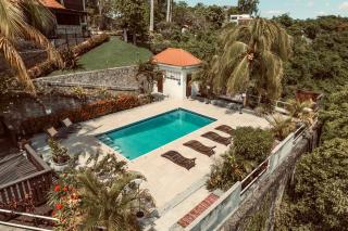 Charming Private Cottage in Gated Estate - Belmont - 6