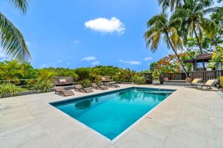 Charming Private Cottage in Gated Estate - Belmont - 1