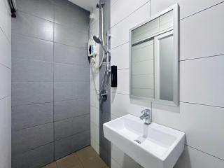 106-1Bed Nusa Bestari-Near Bkt Indah Riverview Inn - 3
