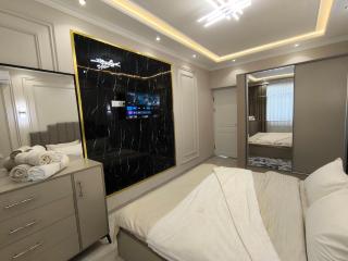 Apartment near the Alley of Writers - 3