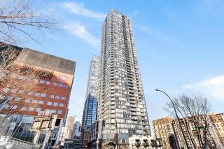 Luxury Apartments with View & Indoor Heated Pool - 4