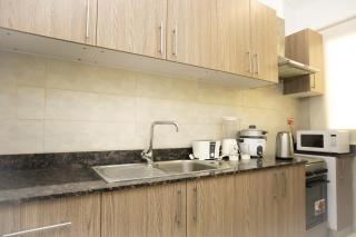 The Empire Tower B - 6