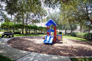 Bloomingdale Villa home - 5