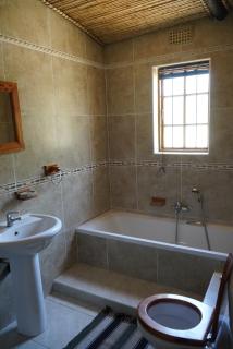 Nagenoeg Guest House - 1
