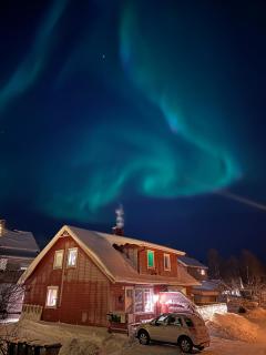 Half of a semi-detached house with 2 bedrooms, 1100 m to city center! - 9