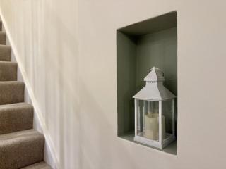 2 bed house secure parking Sleeps 6 - 9