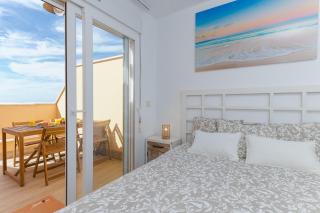 La Marina Penthouse by Tarifa Rent - wifi, AC, parking - 9
