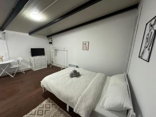 Private Entrance Cozy Studio - 7