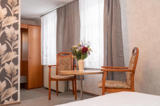 Hotel Waldhaus Waltershausen - 6