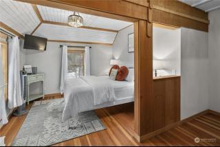 Huckleberry House - Roslyn - 9