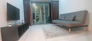 Signature Apartment at Mercu Summer Suites KLCC - 3