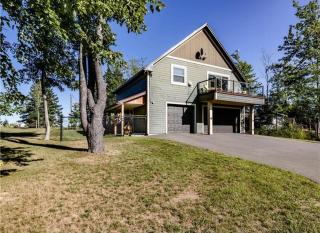 Waterfront Signature Chalet - 0