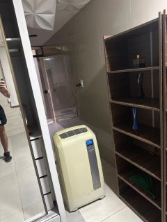 Linda Casa com Estacionamento - 2